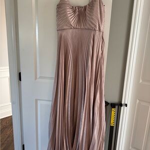 Elegant Pink  Pleated Dress